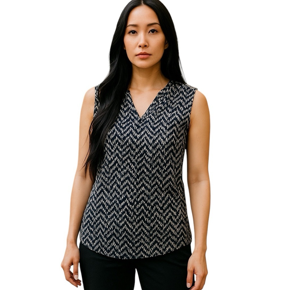 Nicole Miller Sleeveless V-Neck Blouse Office, Professional Sz Small 100% Rayon